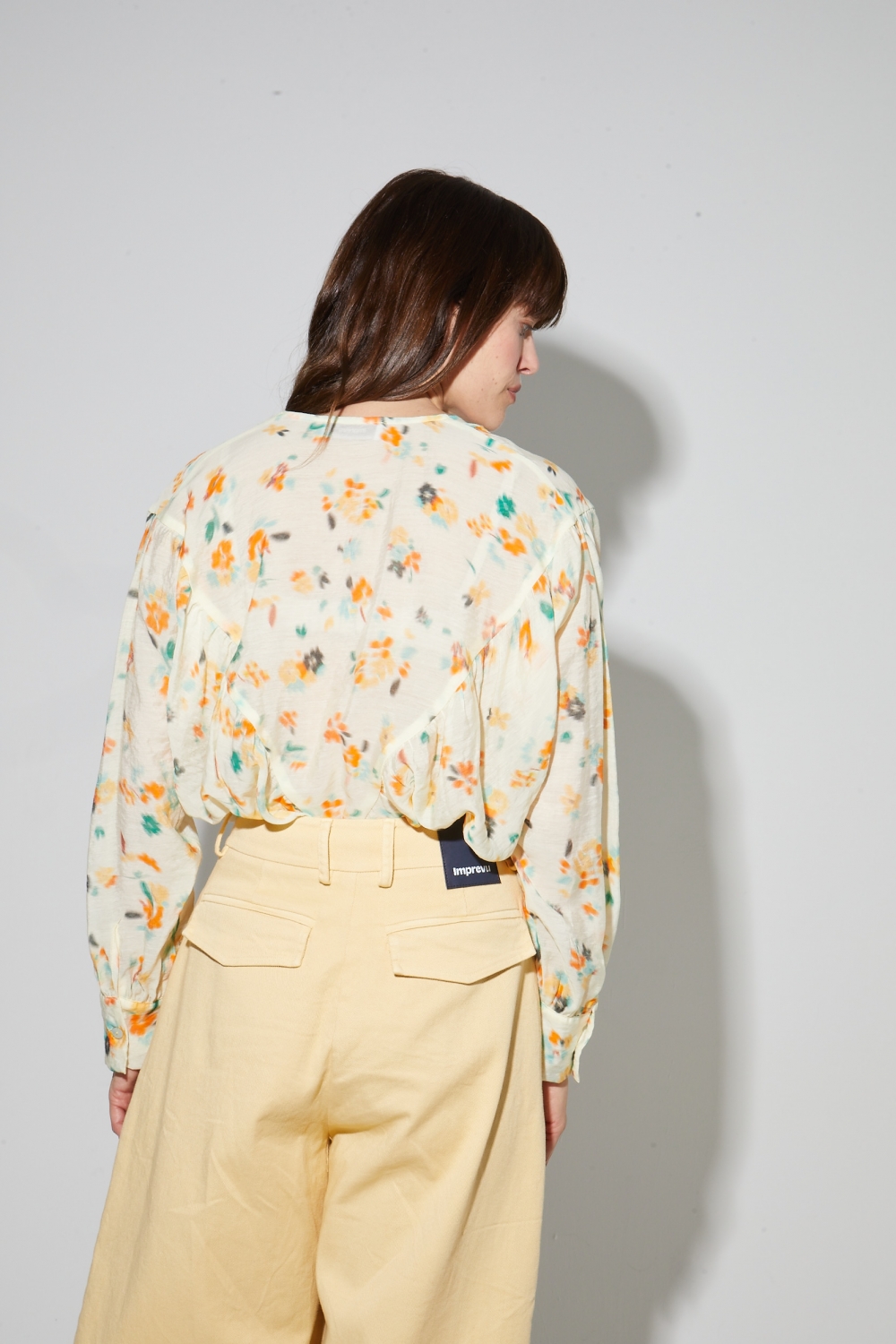 Elyse-blouse met Isabel-print Capucine, gemaakt in Italië