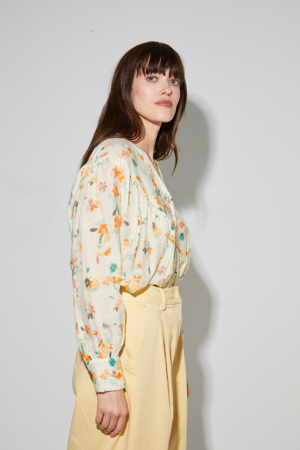 Elyse-blouse met Isabel-print Capucine, gemaakt in Italië
