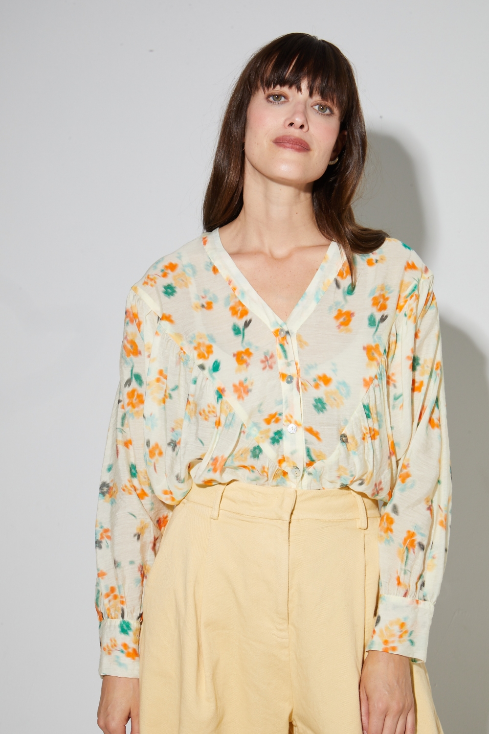 Elyse-blouse met Isabel-print Capucine, gemaakt in Italië