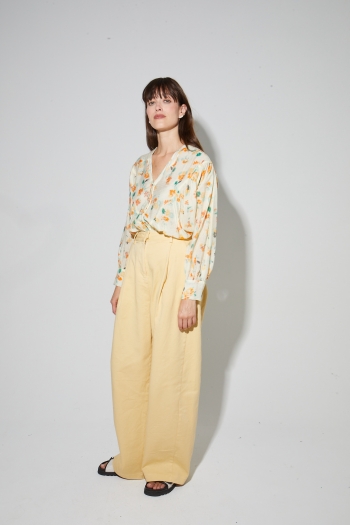 Elyse-blouse met Isabel-print Capucine, gemaakt in Italië