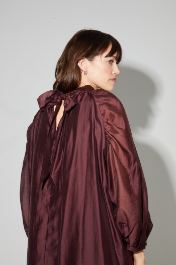 Ilona-jurk in chocoladebruin, gemaakt in Italië