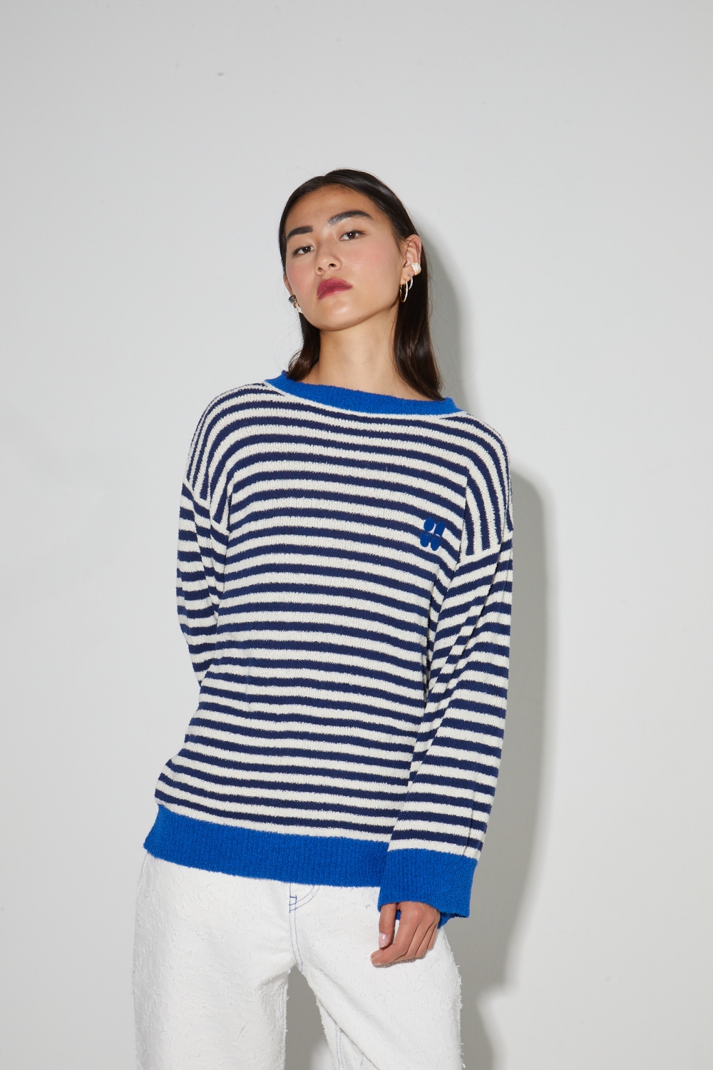 Maille Marinère Cleo blue en fil de coton éponge, fabriquée en Italie