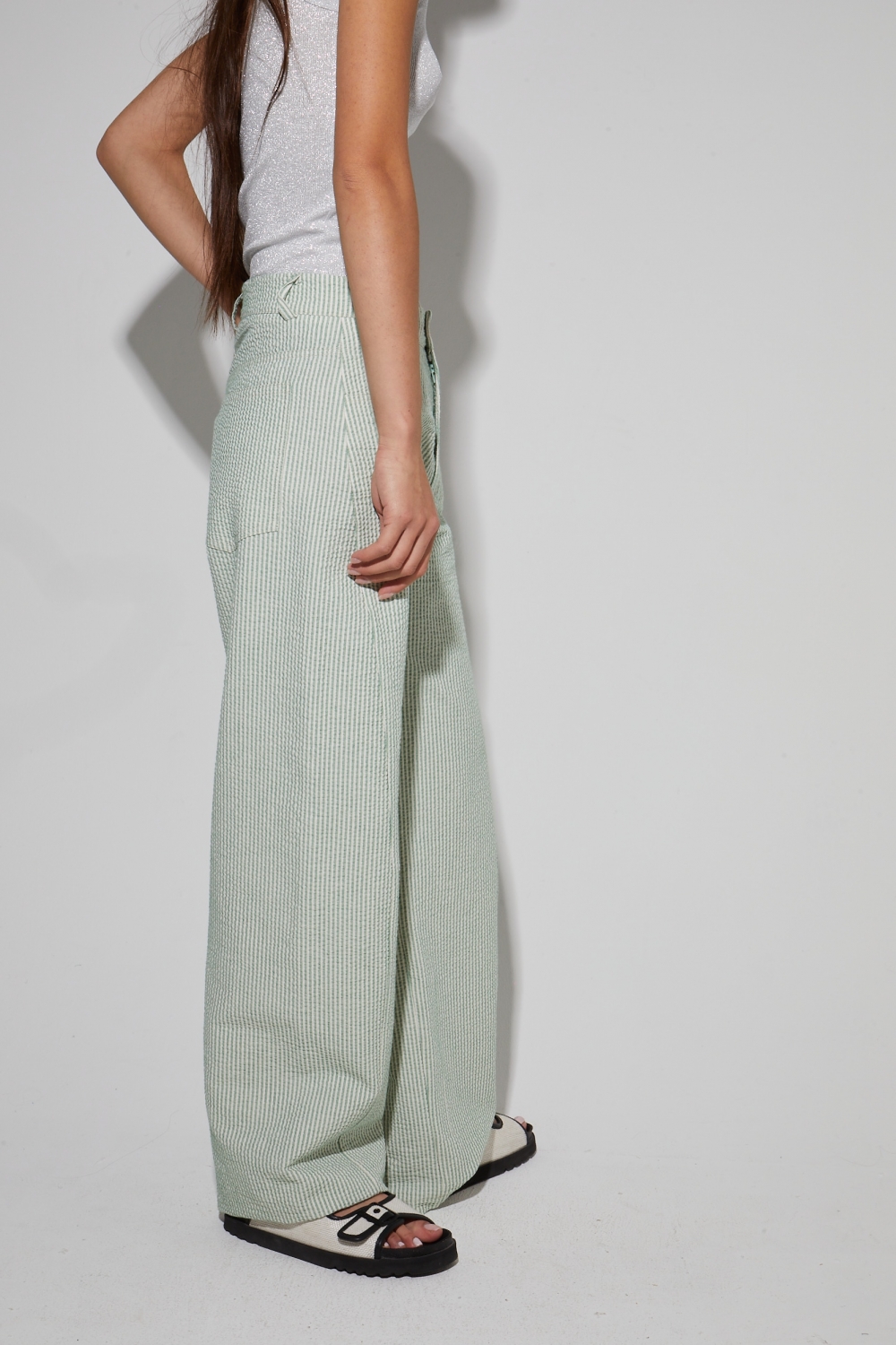 Pantalon Malou, rayures gaufrées vertes fabriqué en Italie