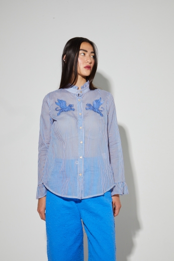 Chemise Iris voile de coton rayures bleues fabriquée en Italie