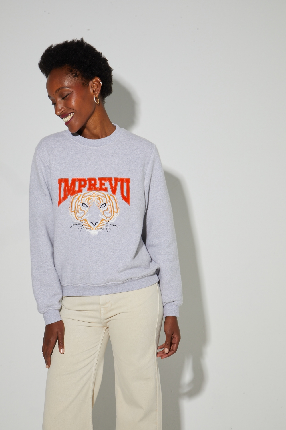 Sweatshirt Eddie Tigre geborduurd, gemaakt in Portugal