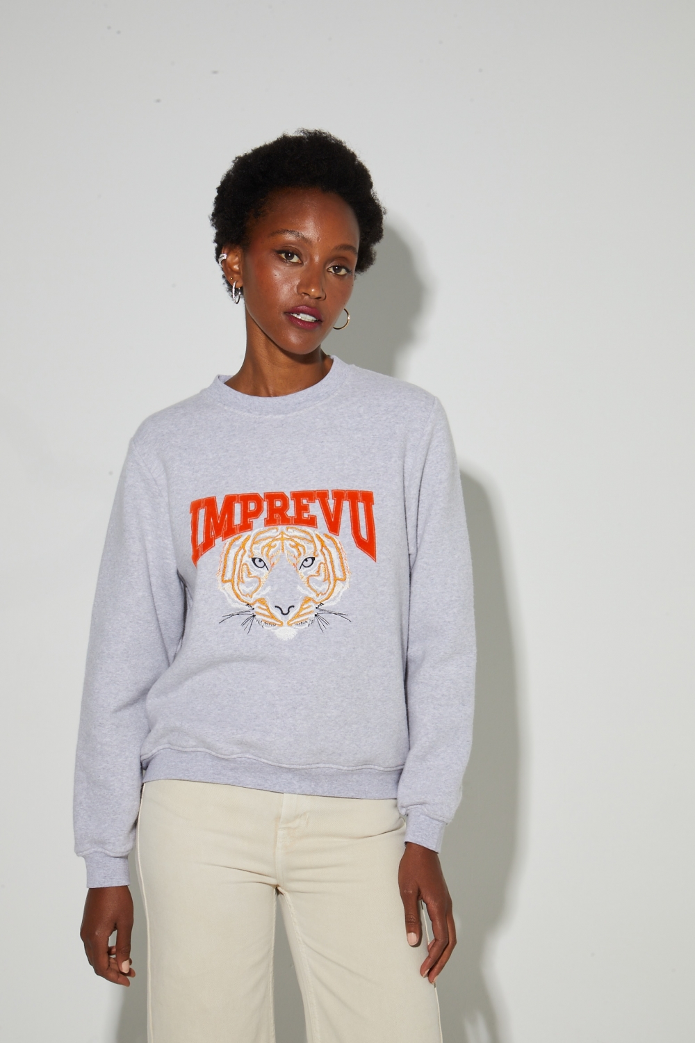 Sweatshirt Eddie Tigre geborduurd, gemaakt in Portugal