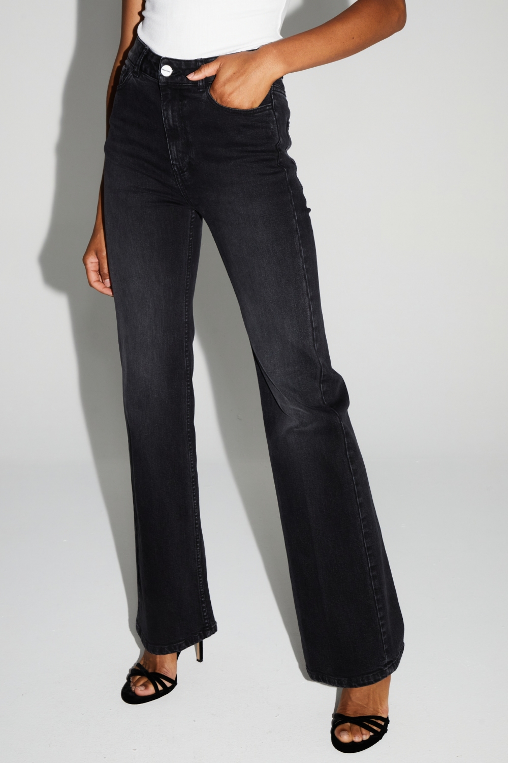 Denim Steeve flare black fabriqué au Portugal