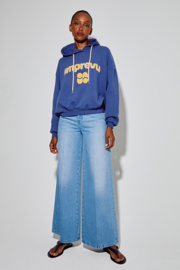 Kira College Navy sweatshirt, gemaakt in Portugal