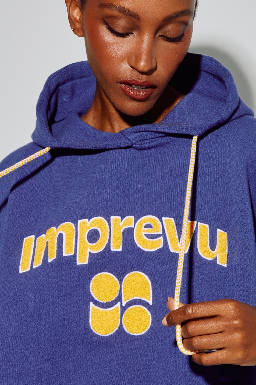 Kira College Navy sweatshirt, gemaakt in Portugal