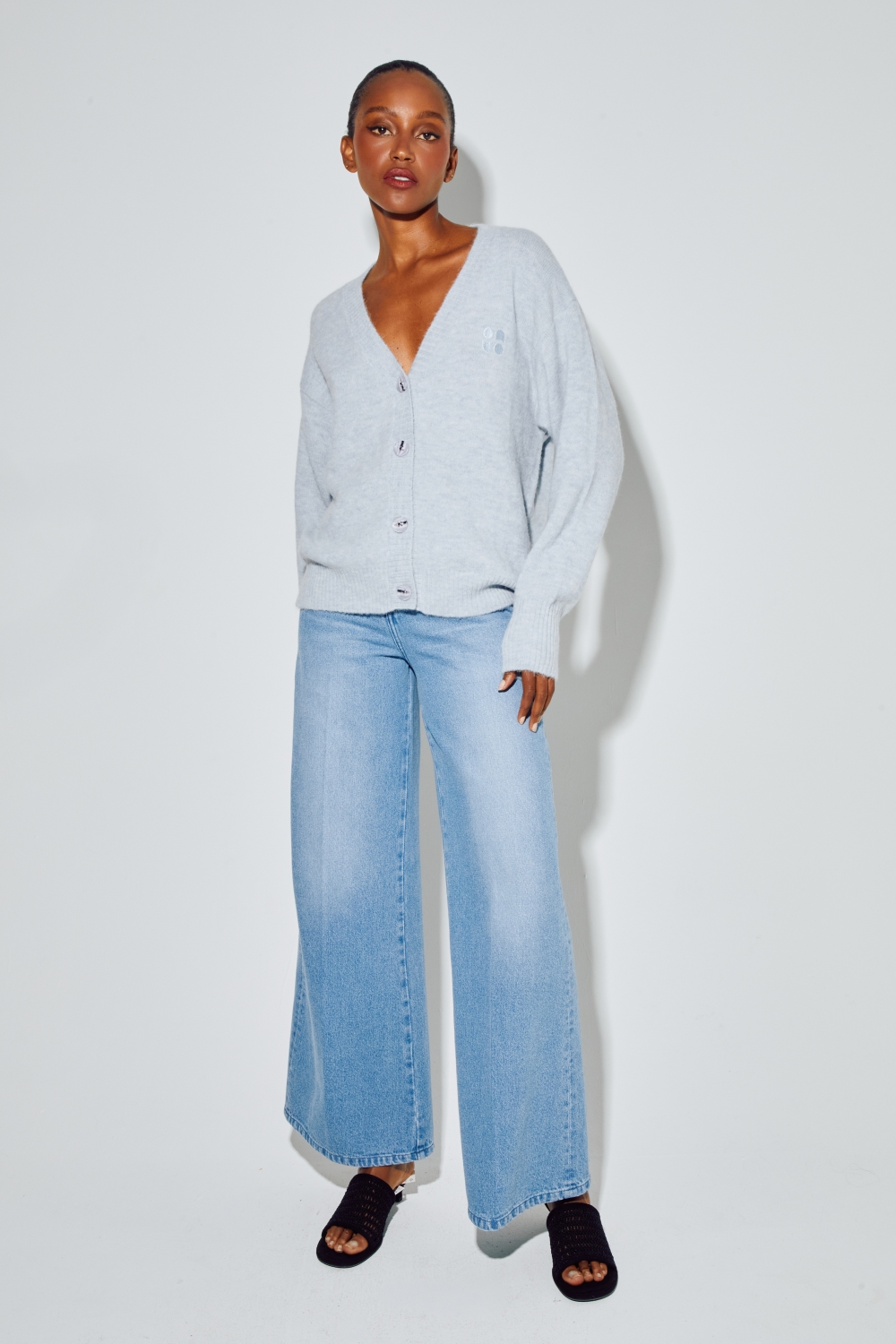 Cardigan Mira Alpaga Light Blue fabriqué en Italie