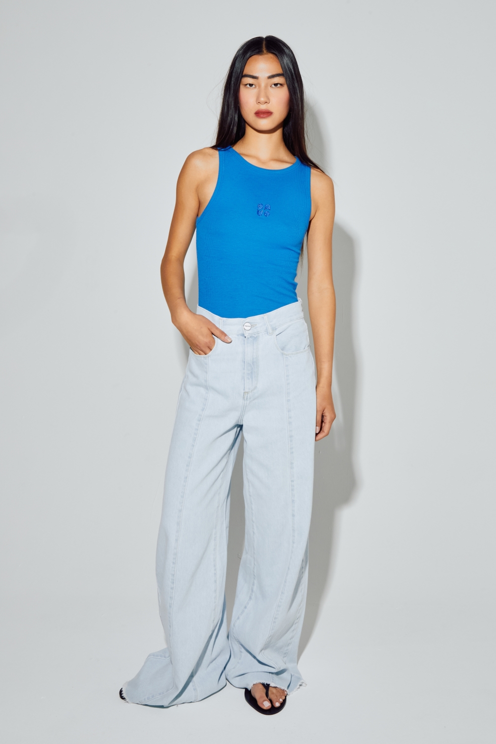 Le Denim Swiggy Palazzo acid blue fabriqué au Portugal