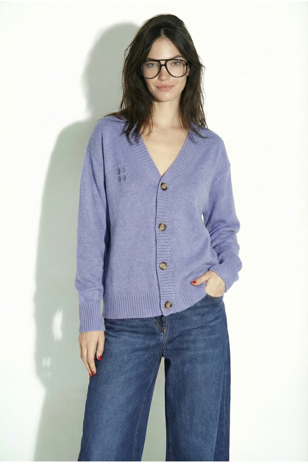 Mira basic vest in lavendelblauw, gemaakt in Italië