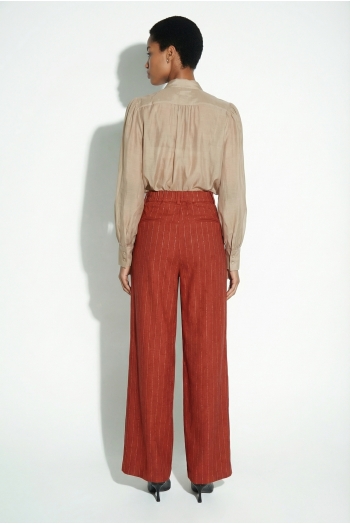 Astrid Goccoa Story red-colored pants made in Italy
