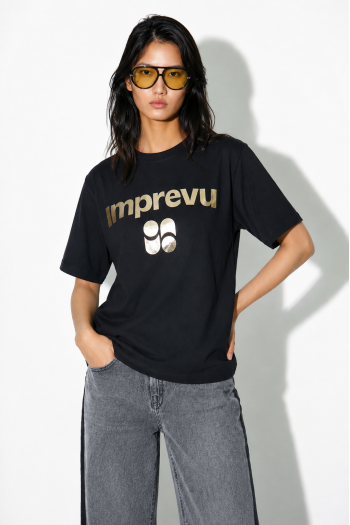 Colette-T-shirt in zwart met folieprint, gemaakt in Portugal