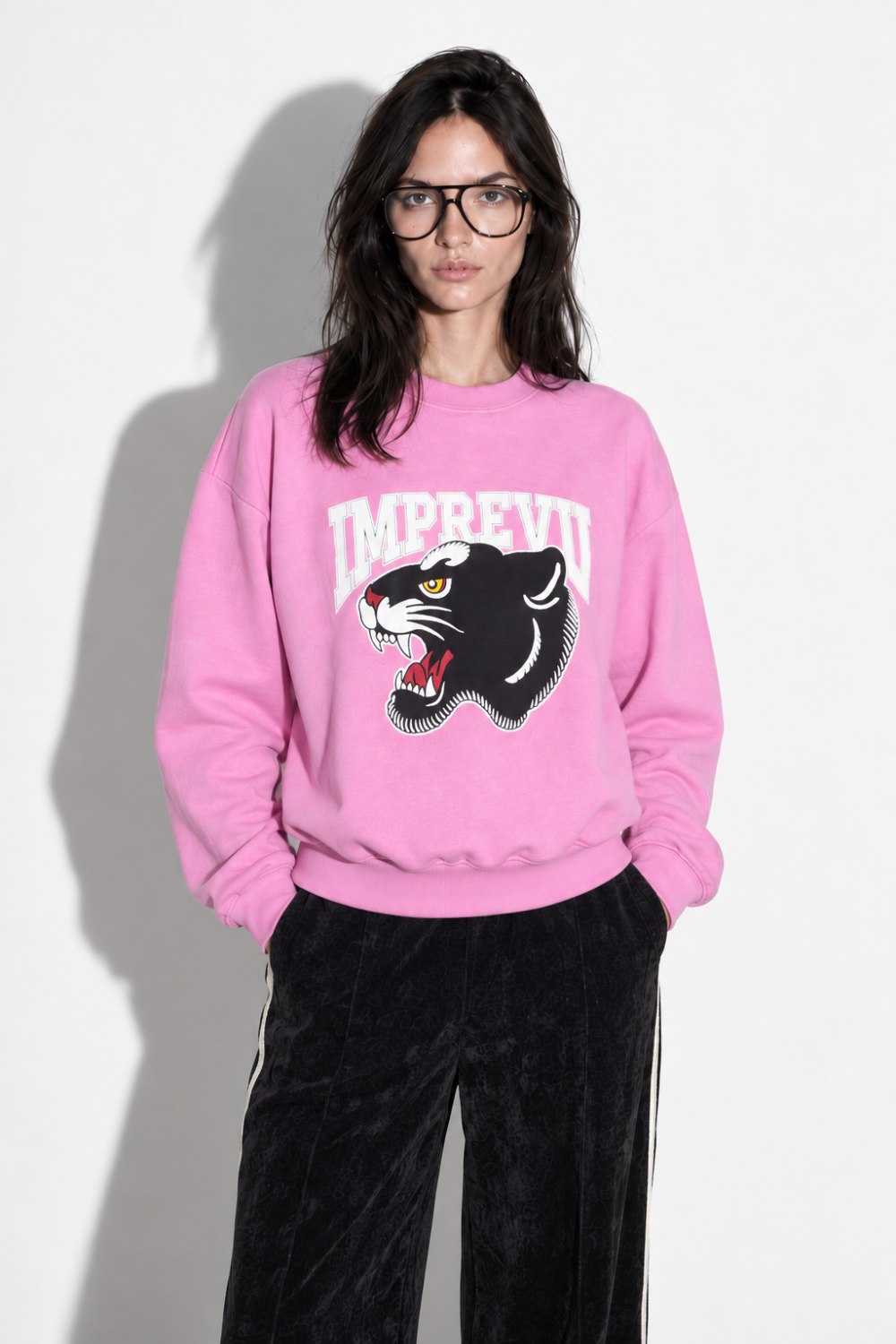 Sweatshirt Eddie Black Panther Pink fabriqué au Portugal