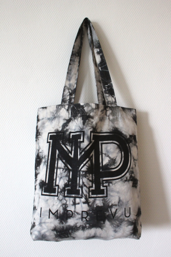 The indispensable totebag