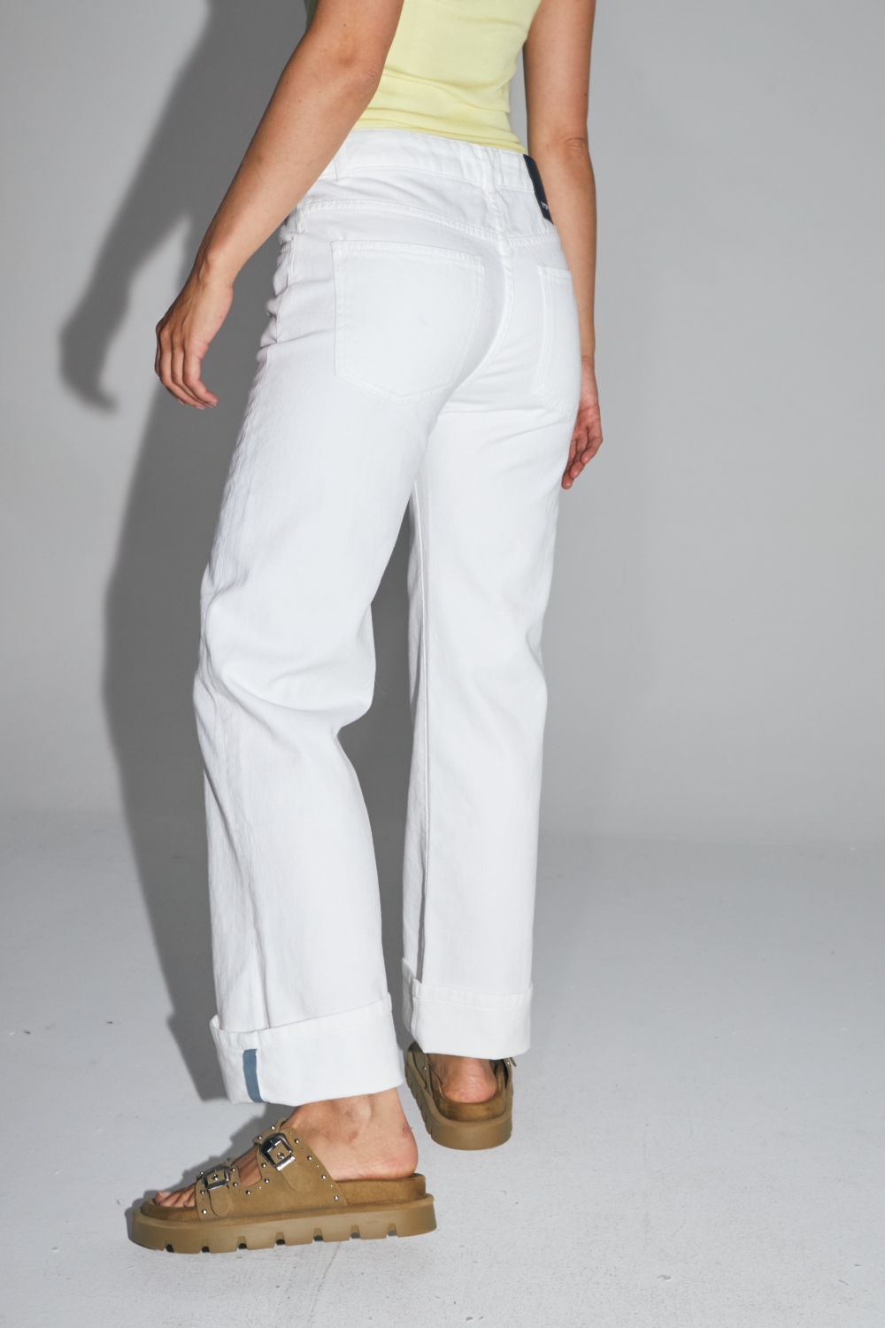 Le Denim Kate straight white fabriqué au Portugal